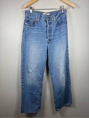 Levi's Ribcage Straight Medium Light Blue Cropped Ankle Jeans 28